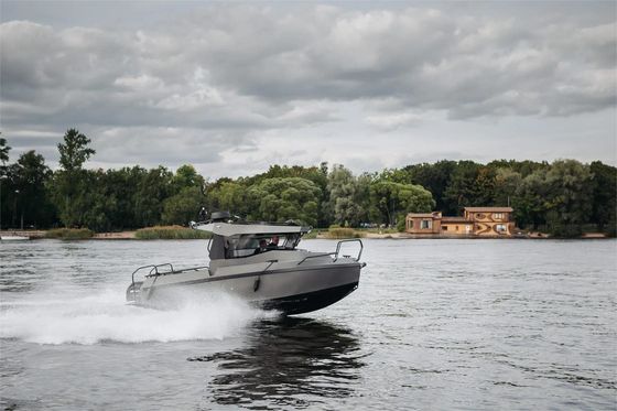 Europe Design Aluminum Boat 8.4m Fast Cabin Boat for Patrol and Recreation