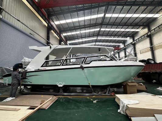 Factory Price 6-16 Passenger Capacity Cheap Yacht Luxury Boat Yacht for Water River Park Sea Beach Tourism