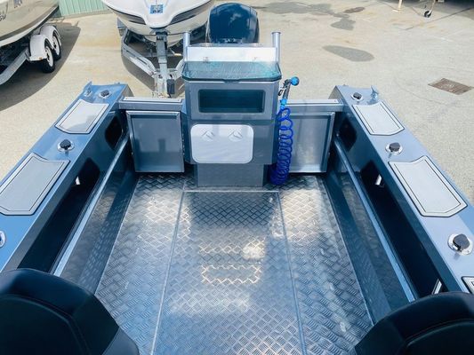 Factory Mass Production Sport Fishing Boats  Fishing Boats Aluminum 18Ft  Aluminum Fishing Boat for Sale Malaysia