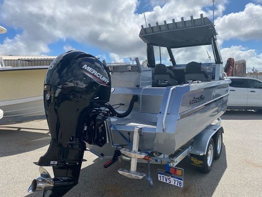 Factory Mass Production Sport Fishing Boats  Fishing Boats Aluminum 18Ft  Aluminum Fishing Boat for Sale Malaysia