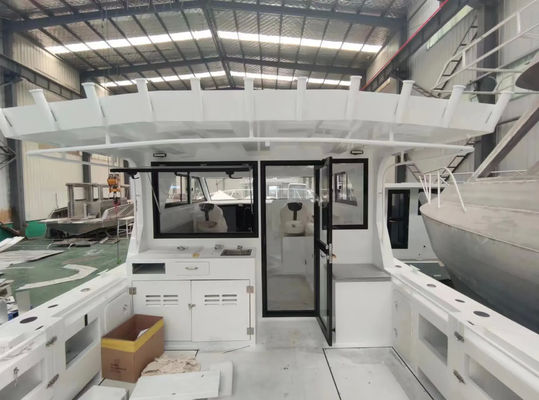Factory Is Mass-produced 10m Luxury Yacht Boat Sport Fishing Boats 33ft Diving Boat